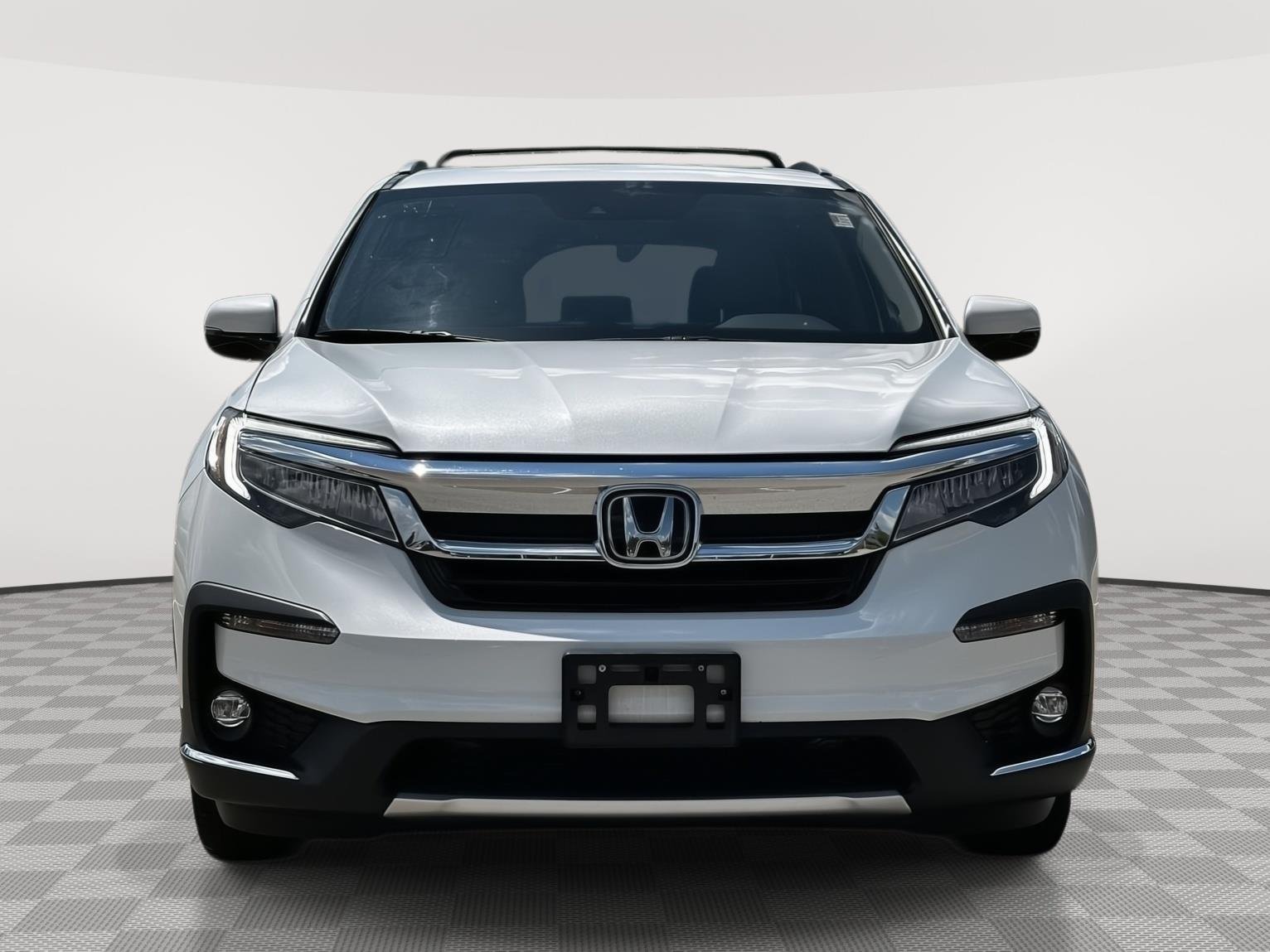 Used 2021 Honda Pilot Touring with VIN 5FNYF6H60MB036923 for sale in Kansas City