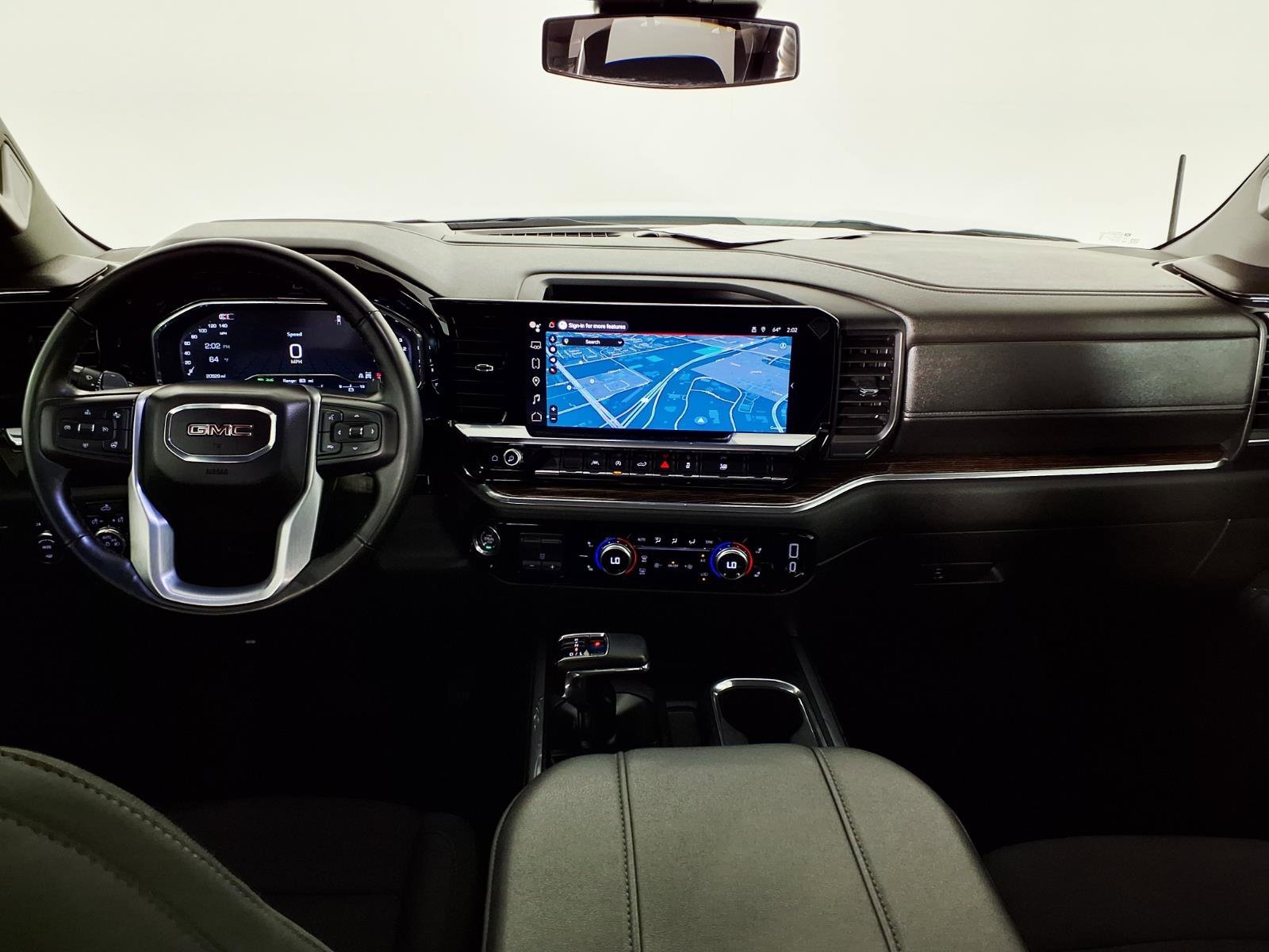 Used 2025 Summit White GMC Elevation image 14