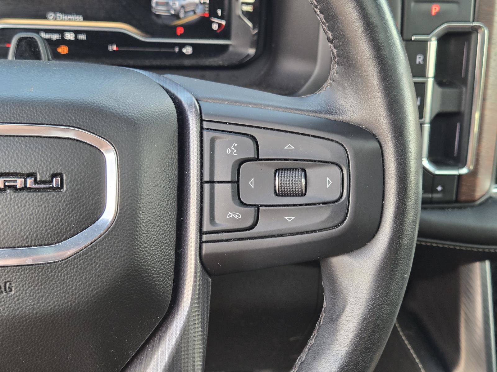 Used 2023 ONYX BLACK GMC Denali Ultimate image 29