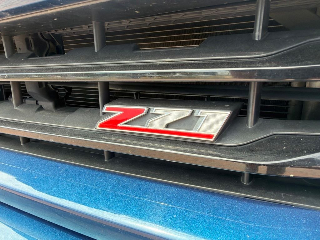 Used 2018 Blue Chevrolet LT image 13