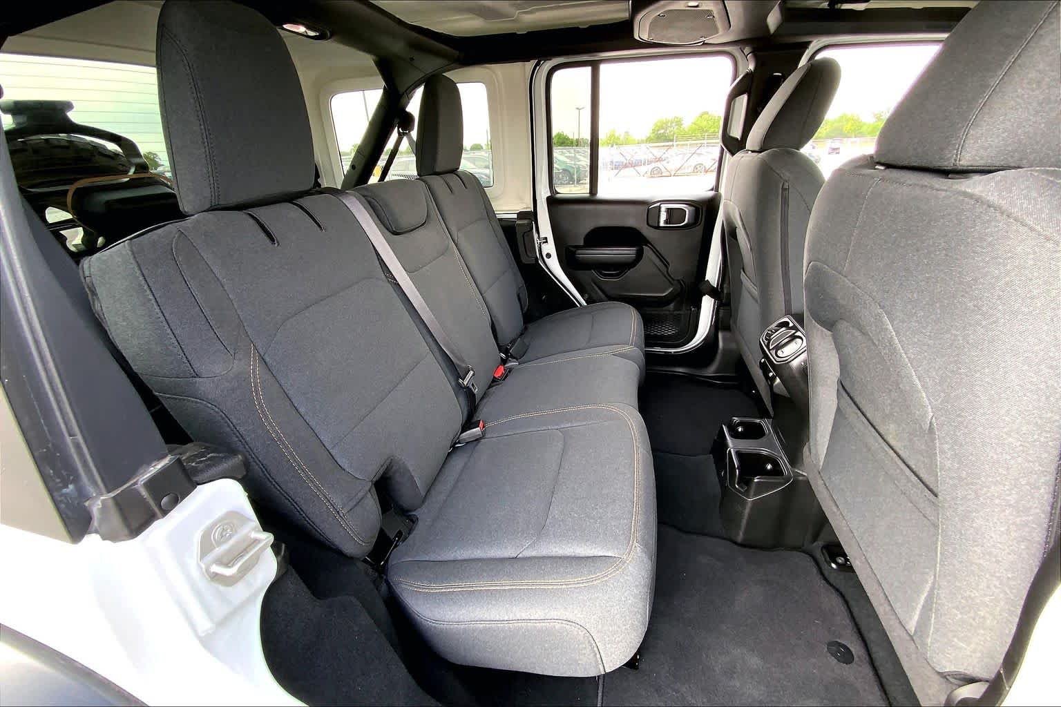 Used 2024 Bright White Clearcoat Jeep Sport S image 29