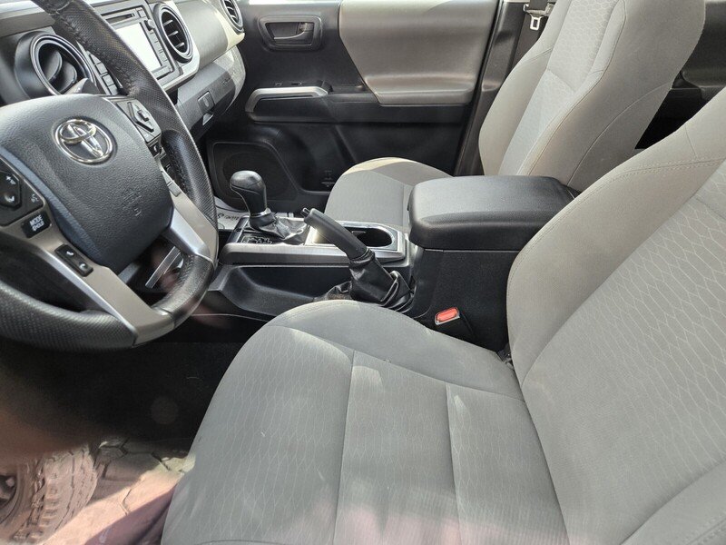 2019 Toyota Tacoma SR5 Double Cab V6 photo 4