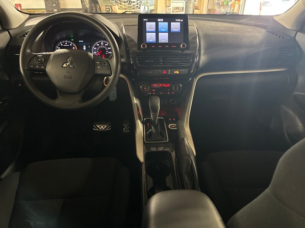 Used 2022 Black Mitsubishi LE image 10