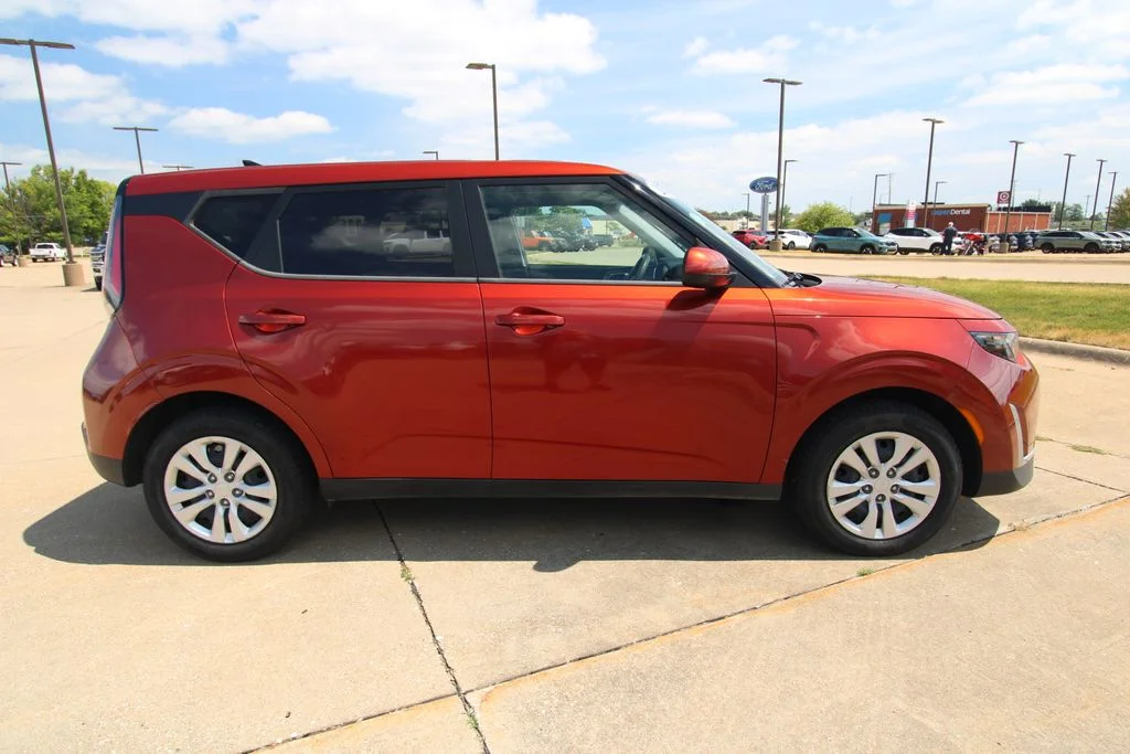 Used 2023 Orange Kia LX image 4