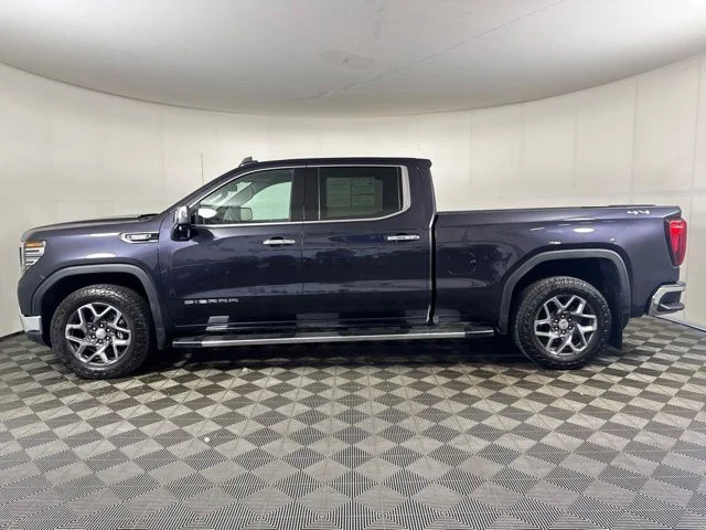Certified Used 2022 Titanium Rush Metallic GMC SLT image 7