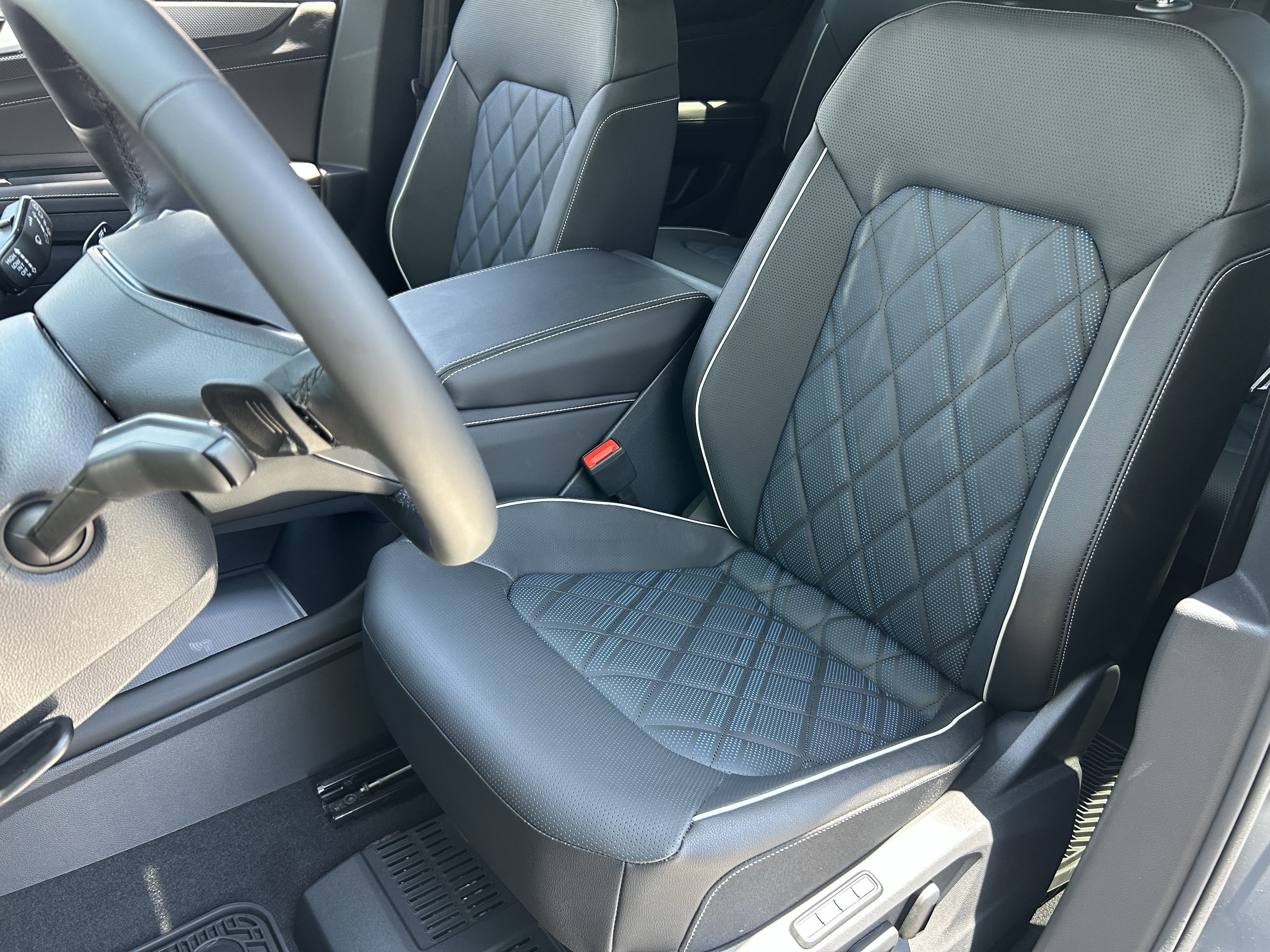 New 2026 Pure Gray Volkswagen 2.0T SEL Premium R-Line image 16