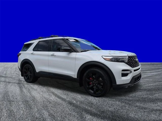 Certified Used 2023 Star White Ford ST image 2