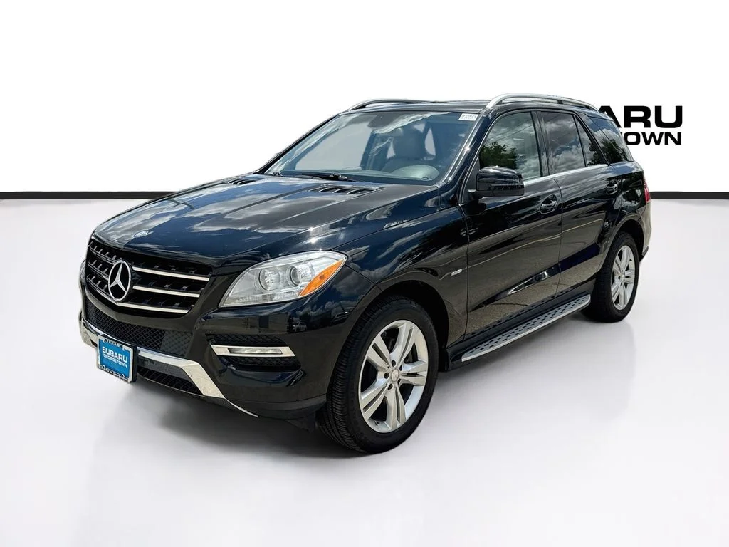 Used 2012 Black Mercedes-Benz ML 350 image 3