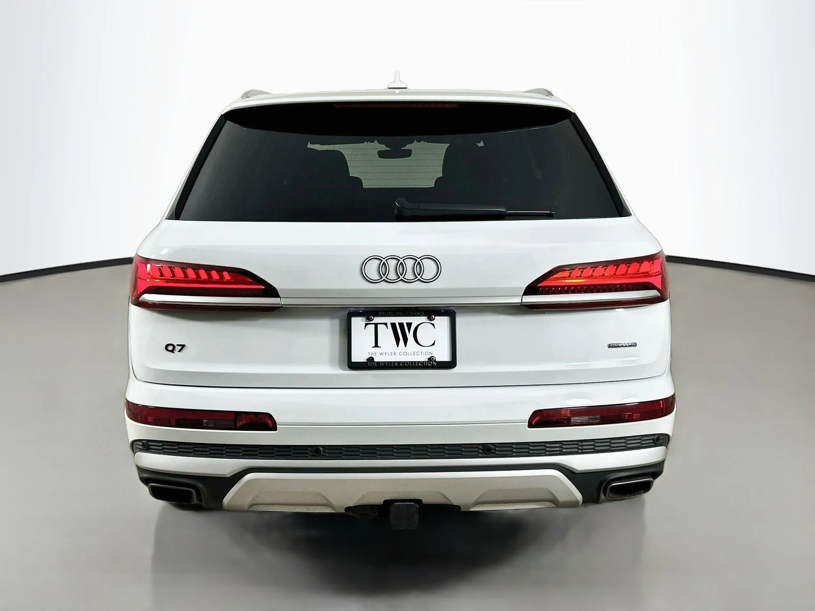 Used 2026 White Audi  image 6