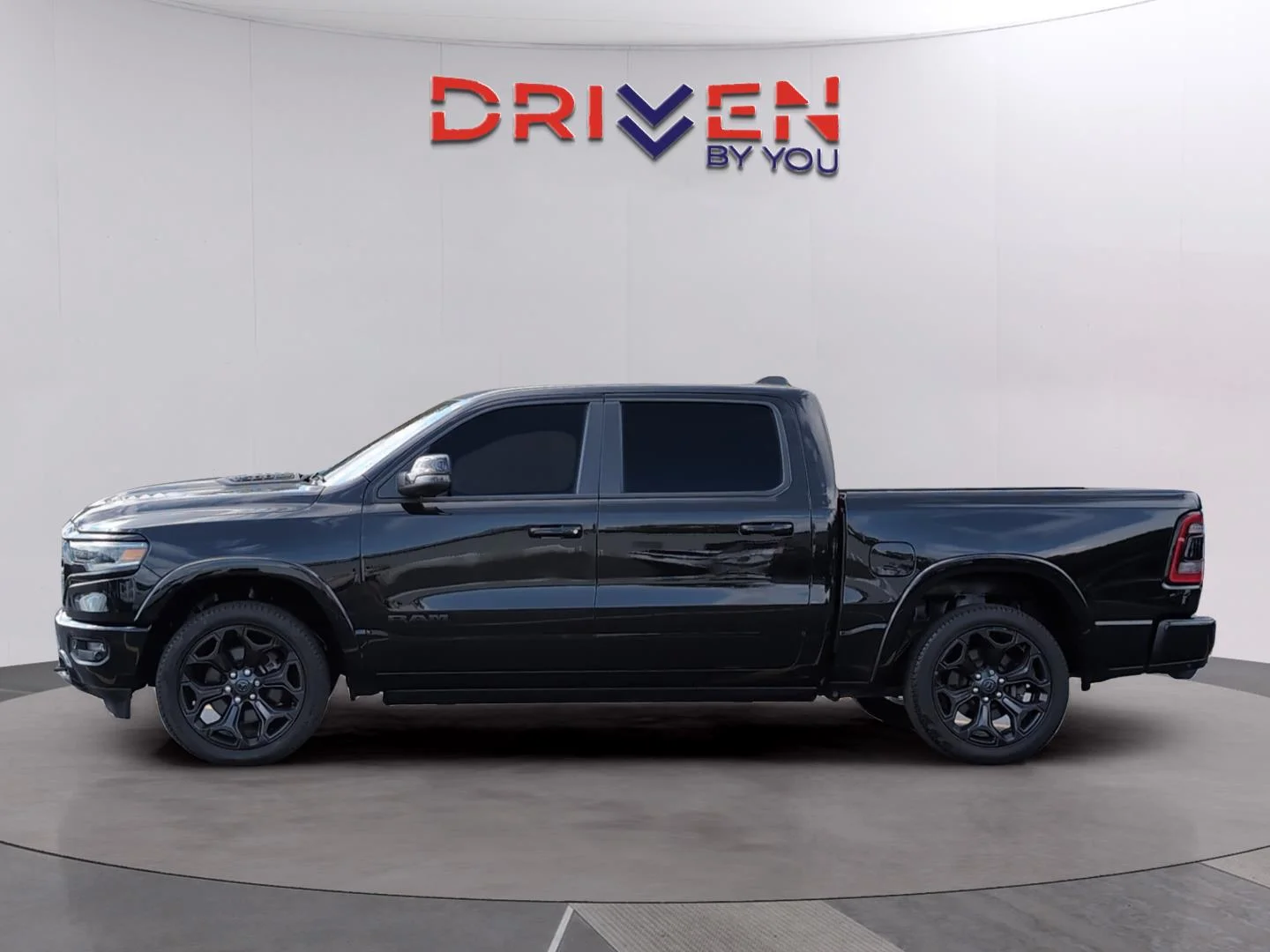 Used 2023 Diamond Black Crystal Pearlcoat Ram Limited image 2