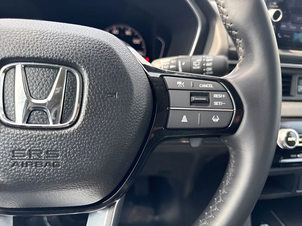 Used 2025 Black Honda EX-L image 17