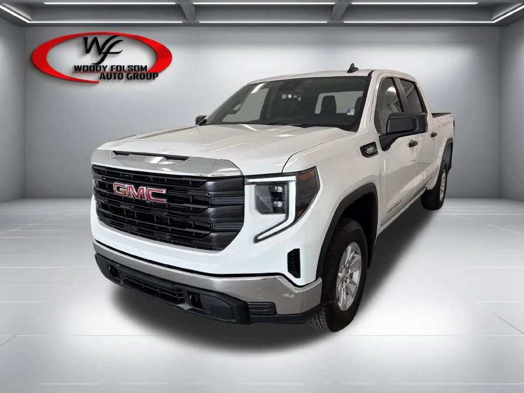 New 2026 Summit White GMC Pro image 3