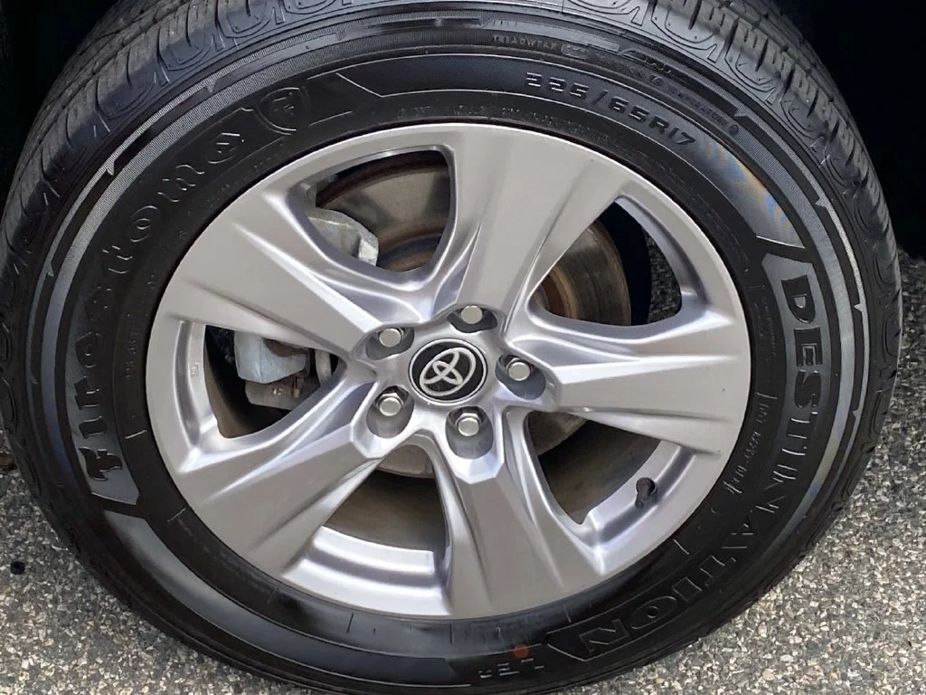 Used 2023 Silver Toyota XLE image 29