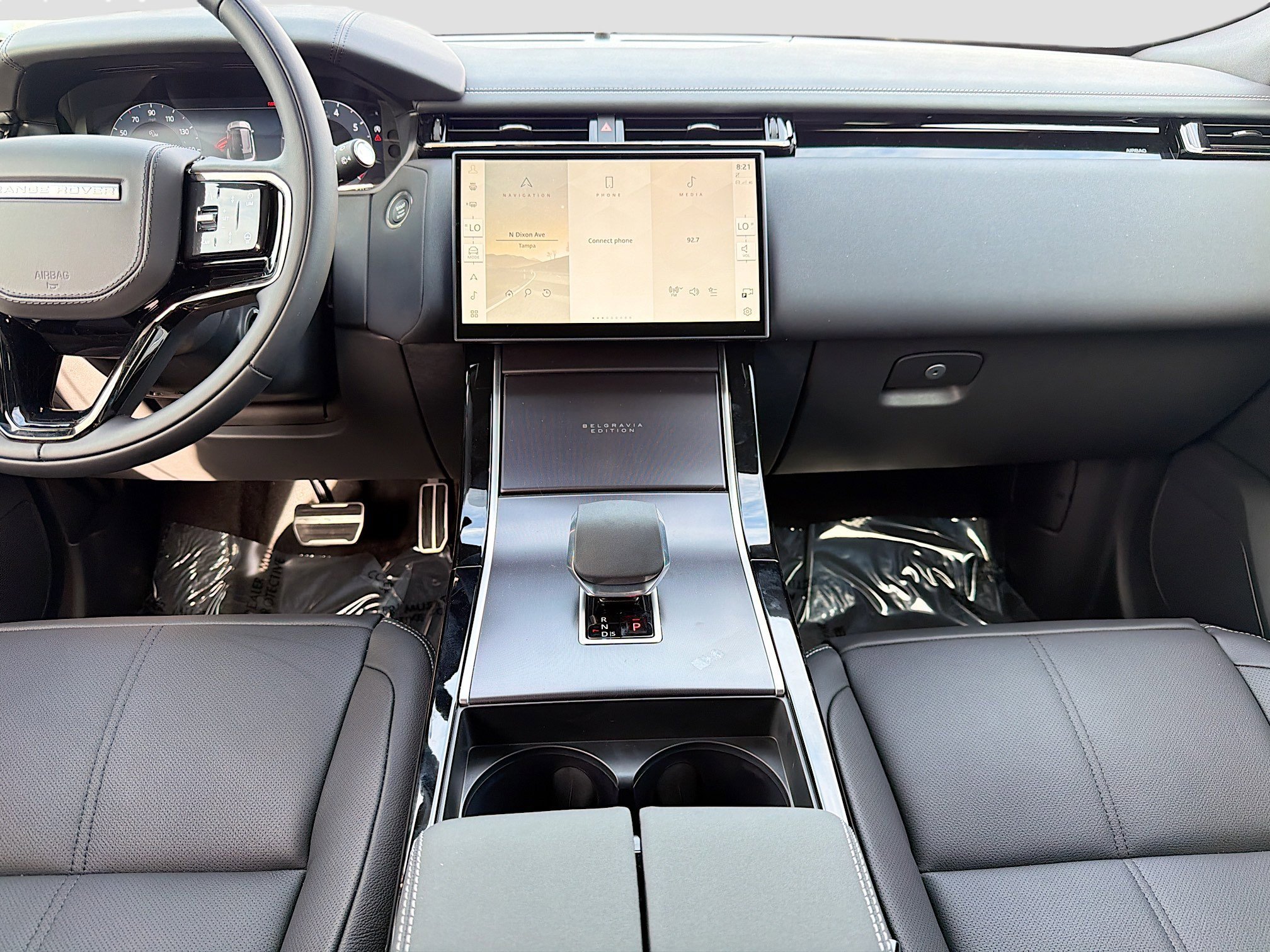 New 2026 Santorini Black Land Rover Belgravia Edition image 17
