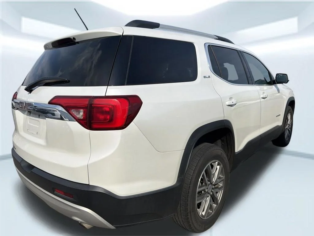 Used 2019 White GMC SLE-2 image 6