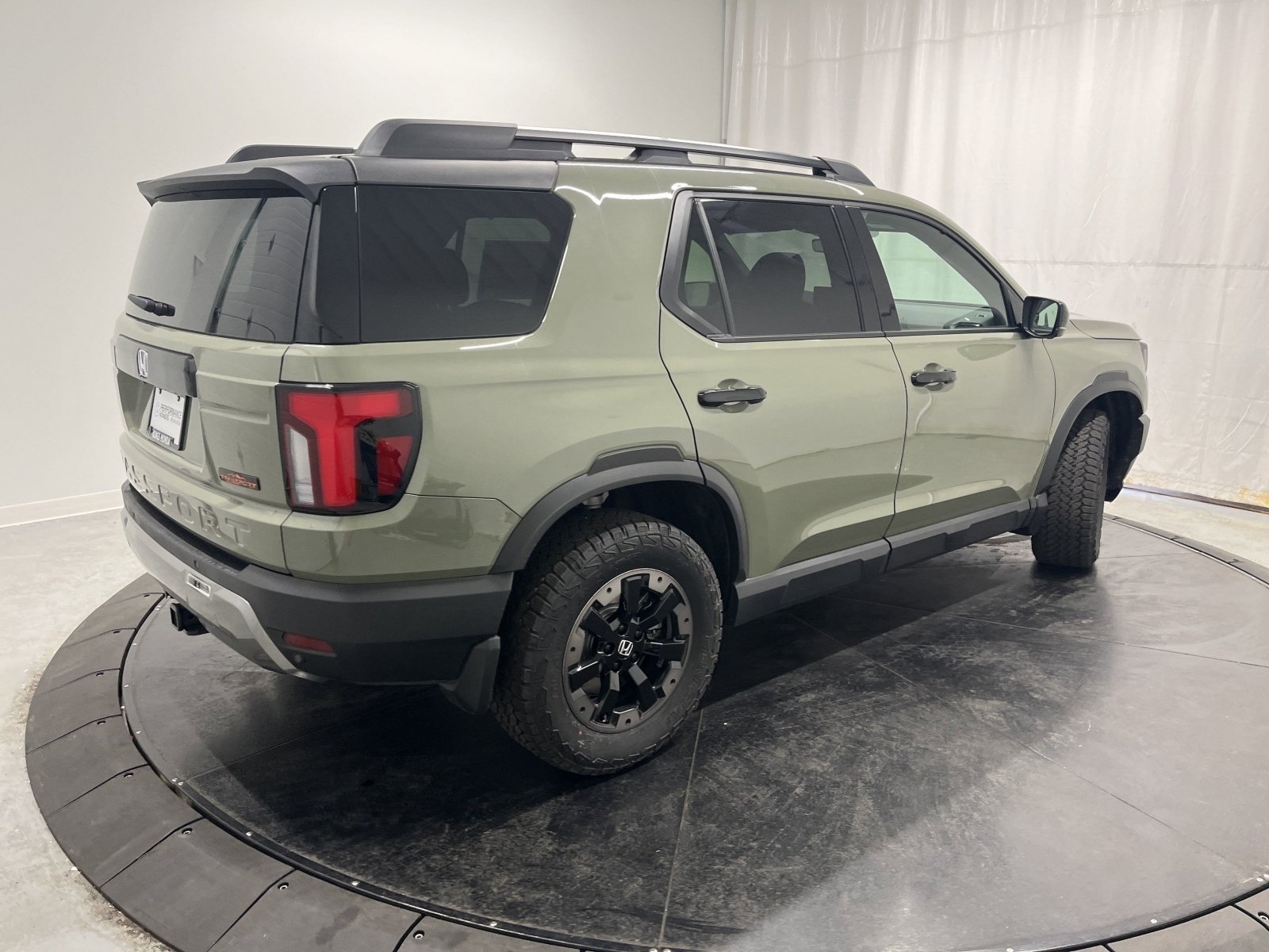Certified Used 2026 Ash Green Metallic Honda TrailSport Elite image 8