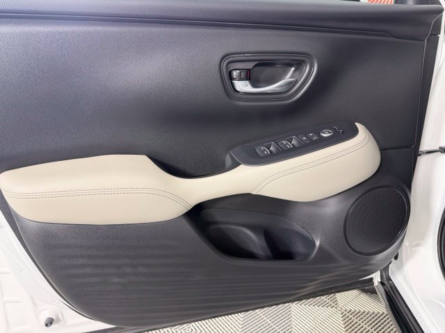 2025 Honda HR-V EX-L - Photo 14