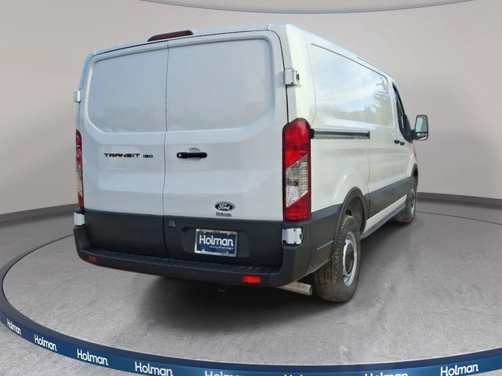 New 2026 Oxford White Ford Base image 4