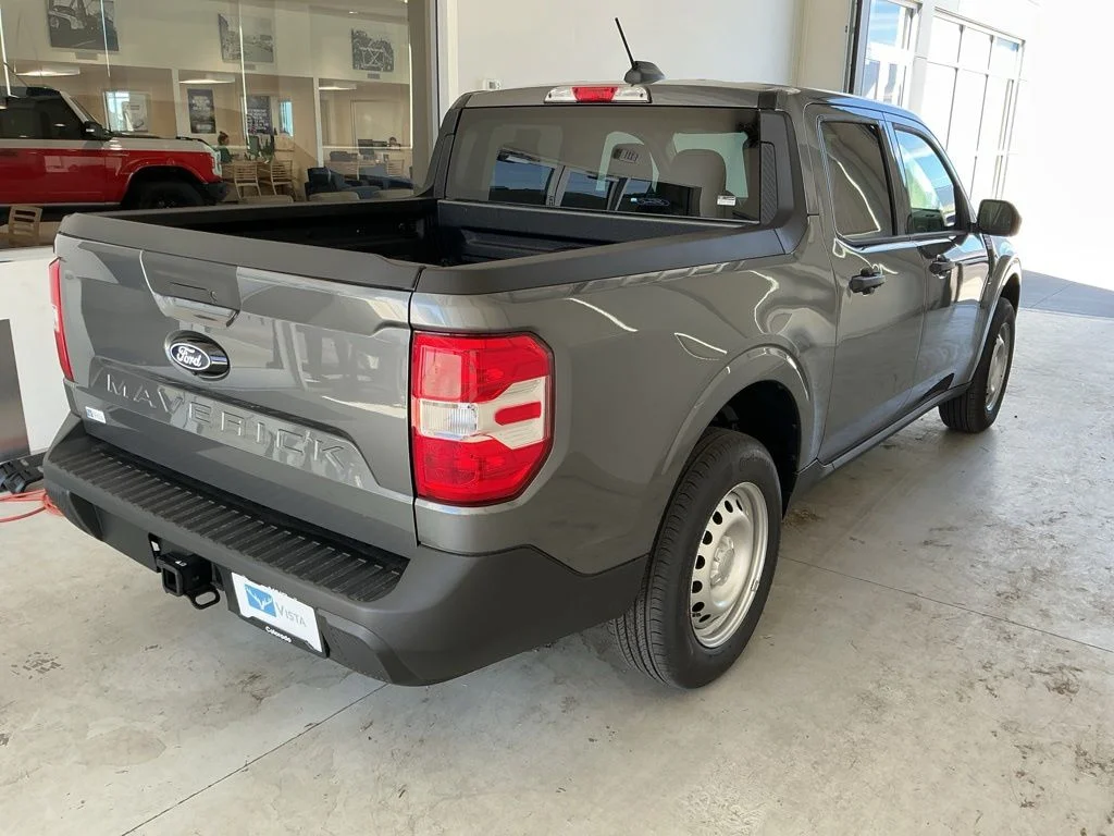New 2026 Carbonized Gray Metallic Ford XL image 6
