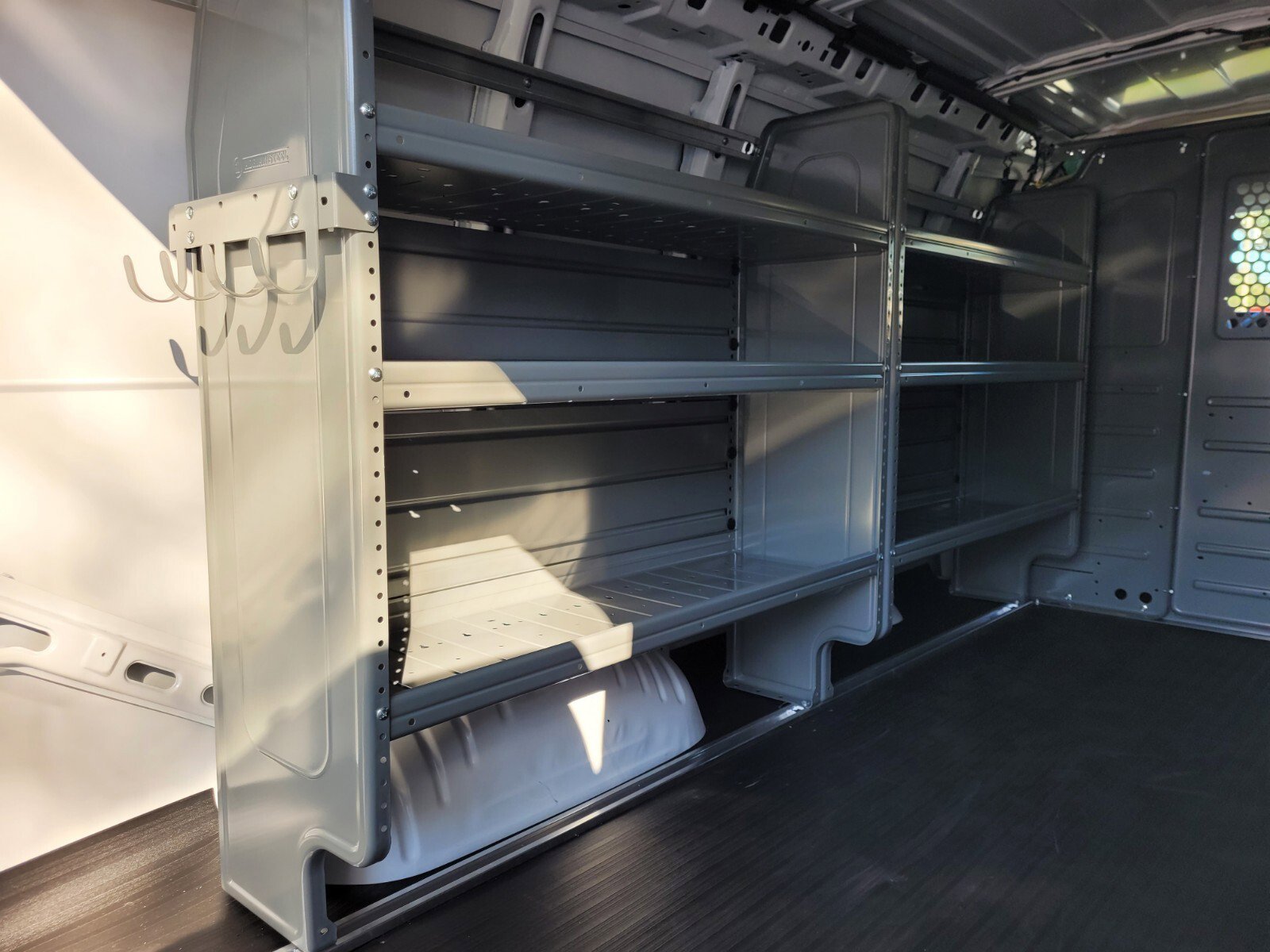 2025 Chevrolet Express Cargo Work Van - Photo 14