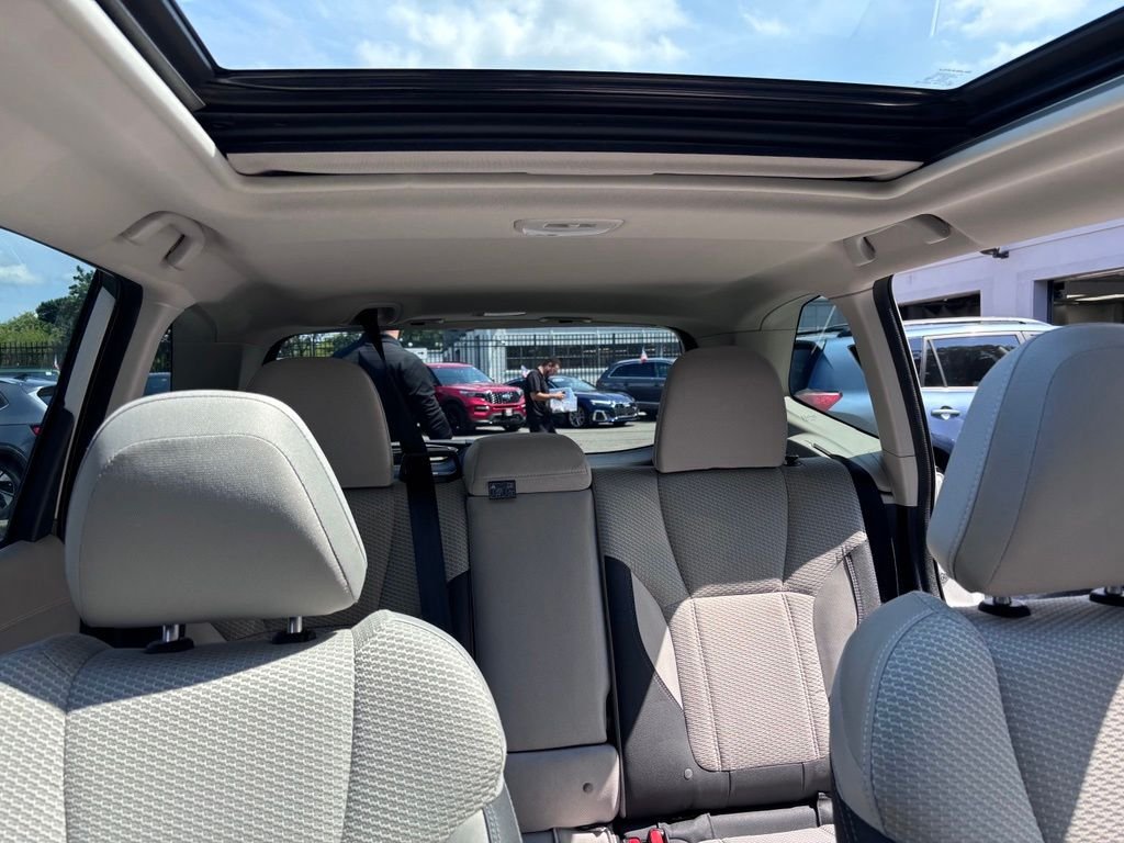 Used 2023 White Subaru Premium image 33