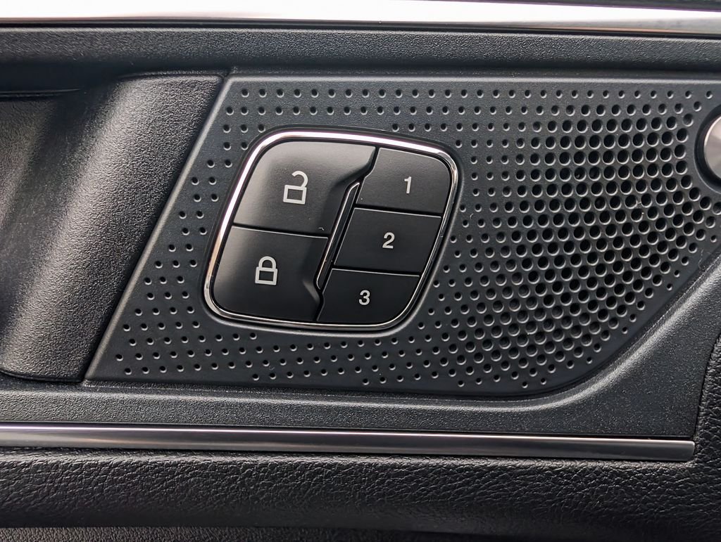 2019 Ford Edge Titanium - Photo 24