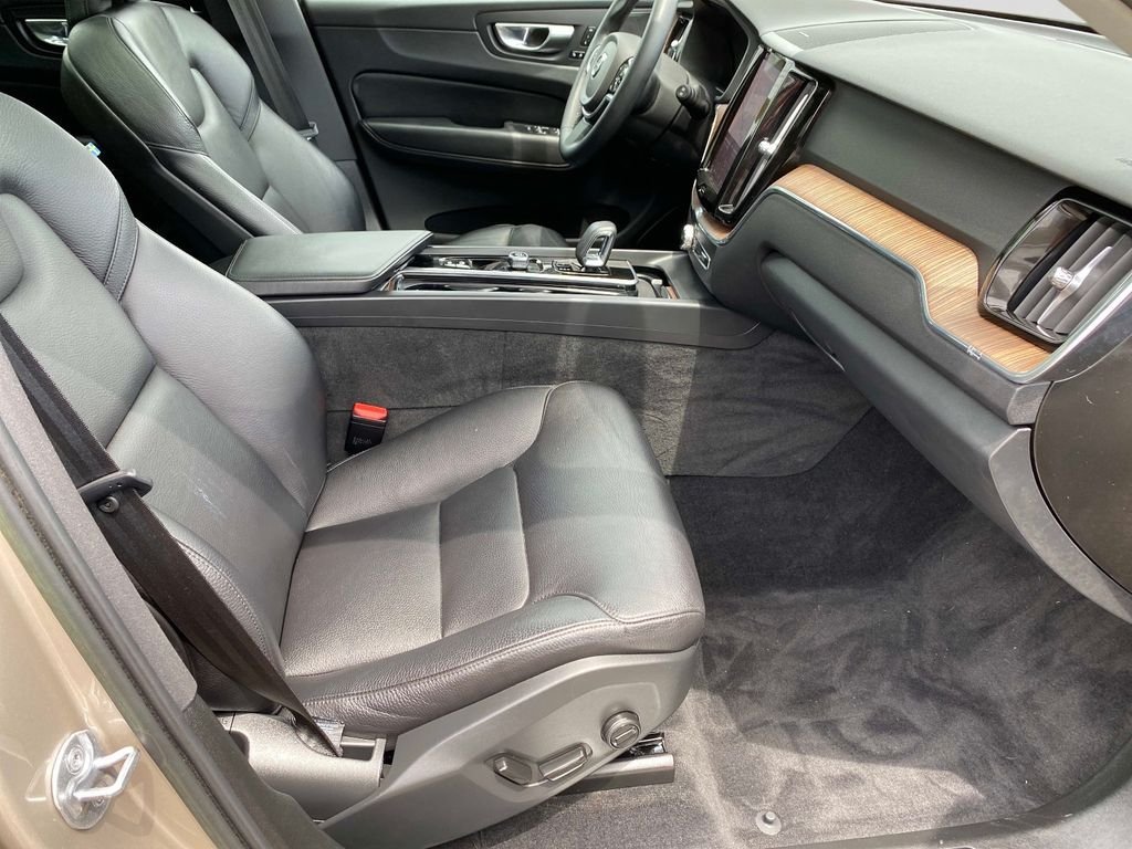 Used 2023 Gold Volvo T8 Plus Dark Theme image 23