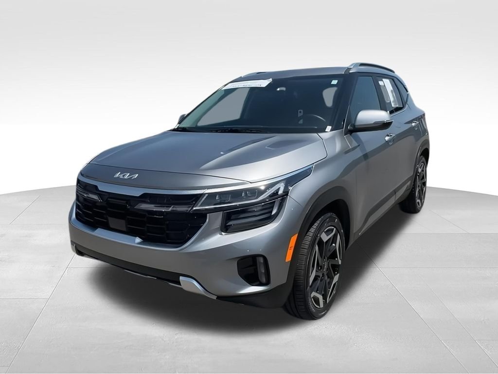 Used 2026 Gray Kia SX image 4