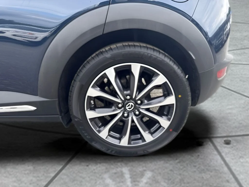 Used 2019 Blue Mazda Grand Touring image 24