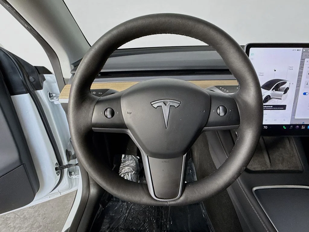 Used 2024 White Tesla Long Range image 11