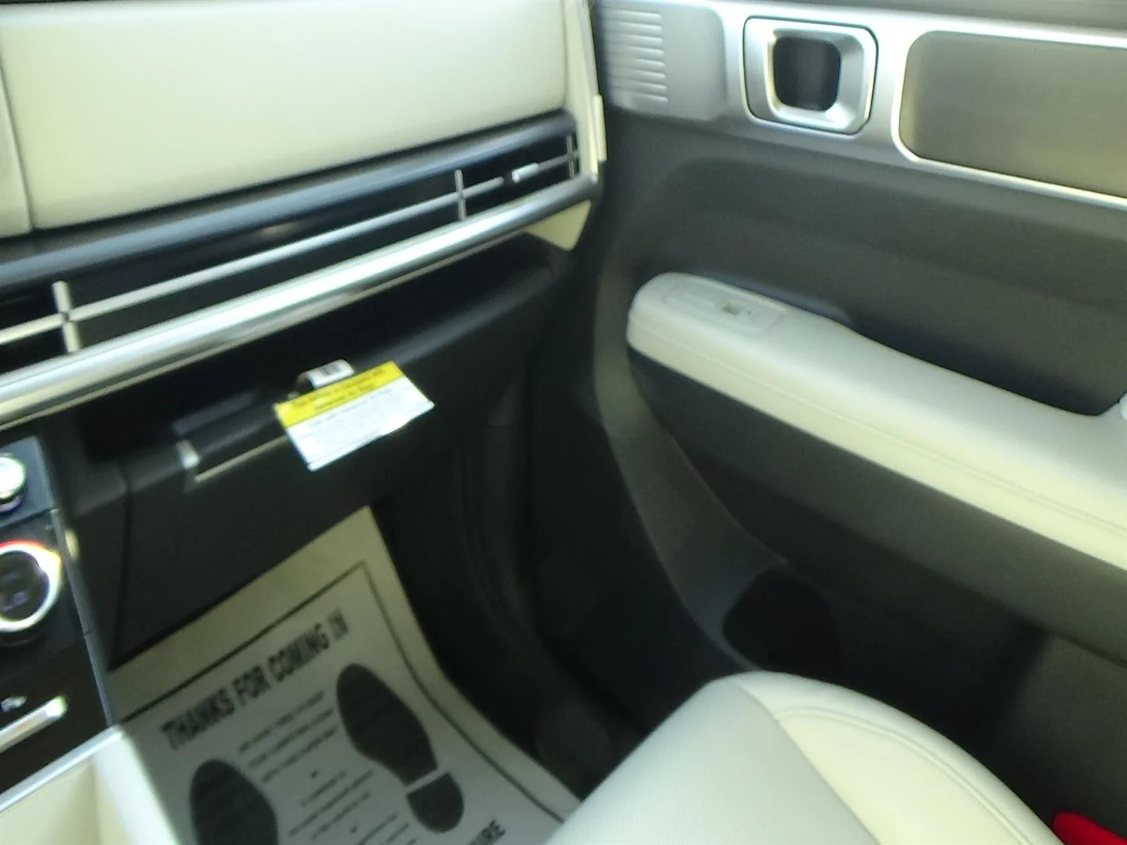 Used 2025 Serenity White Pearl (w6h) Hyundai SEL image 28