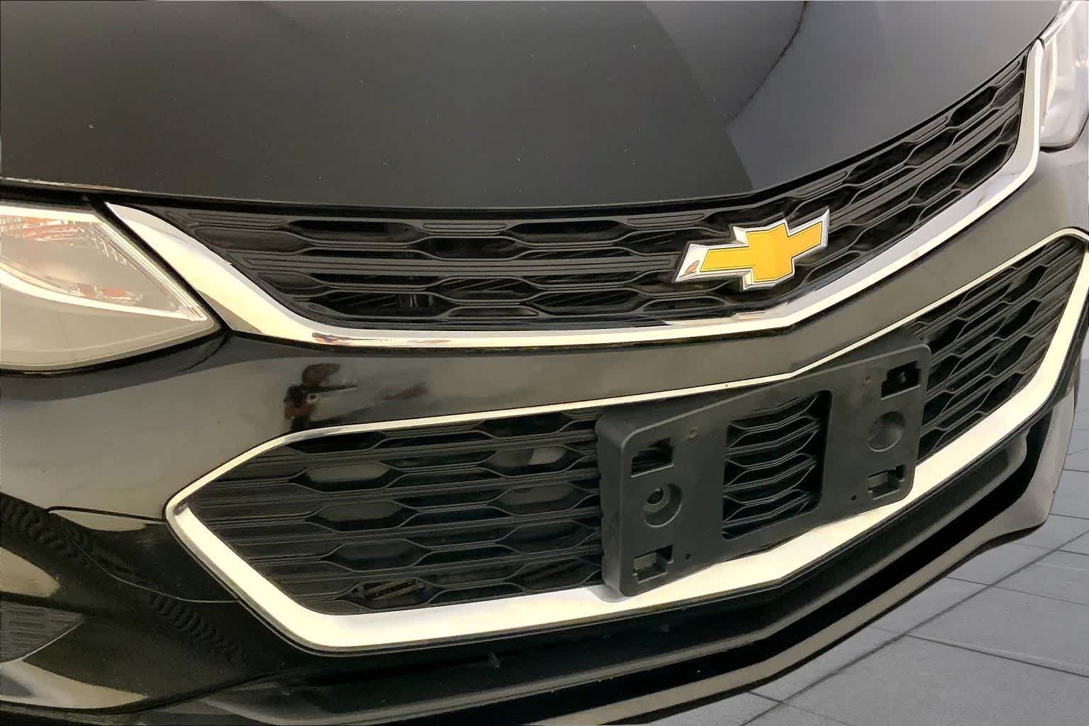 Used 2017 Black Chevrolet LT image 32