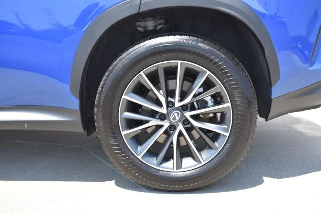 Used 2026 Blue Lexus 350h Premium image 8