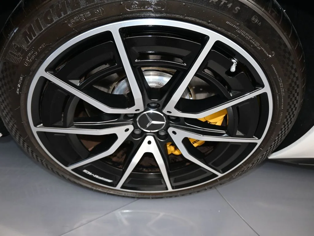 Used 2022 White Mercedes-Benz SL 63 AMG® image 45