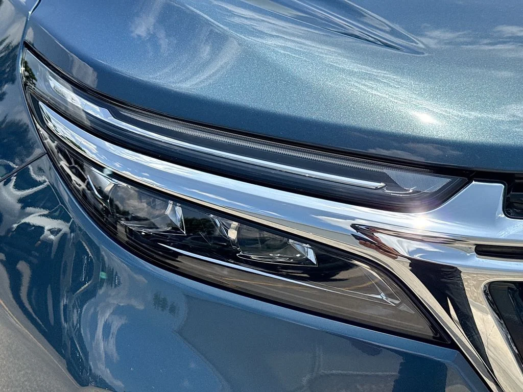 Used 2024 Blue Chevrolet Premier image 41