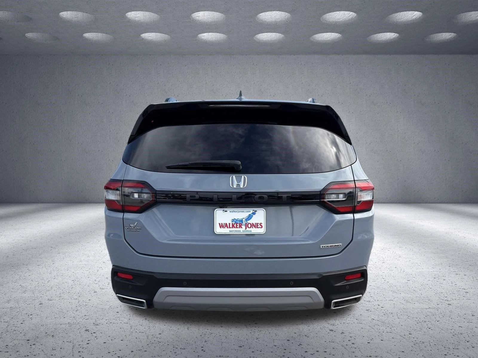 Used 2024 Sonic Gray Pearl Honda Touring image 6