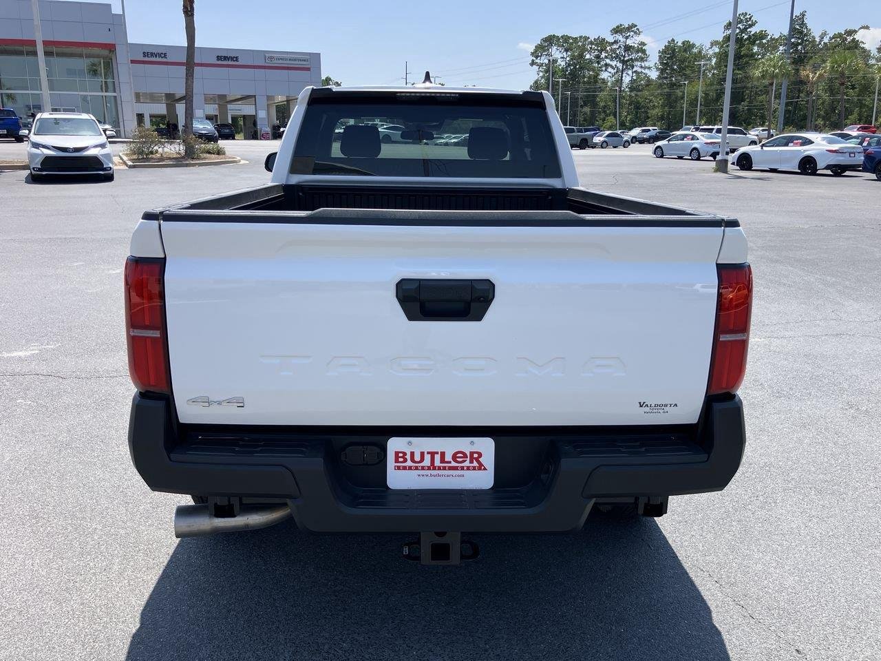 Used 2026 White (Ice Cap) Toyota SR Access Cab image 4
