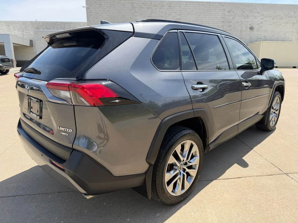 Used 2019 Gray Toyota Limited image 5