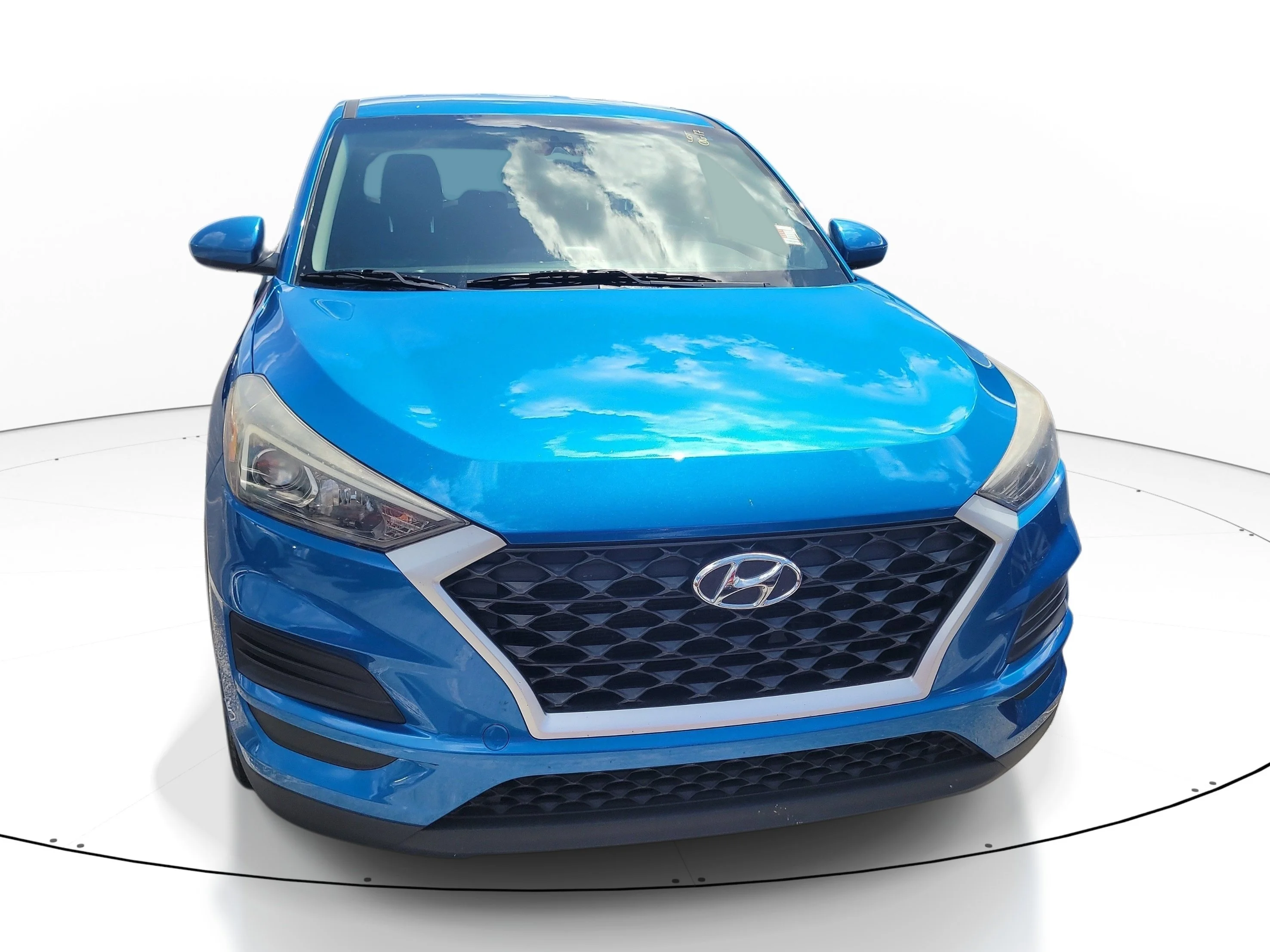 Used 2019 Aqua Blue Hyundai SE image 2