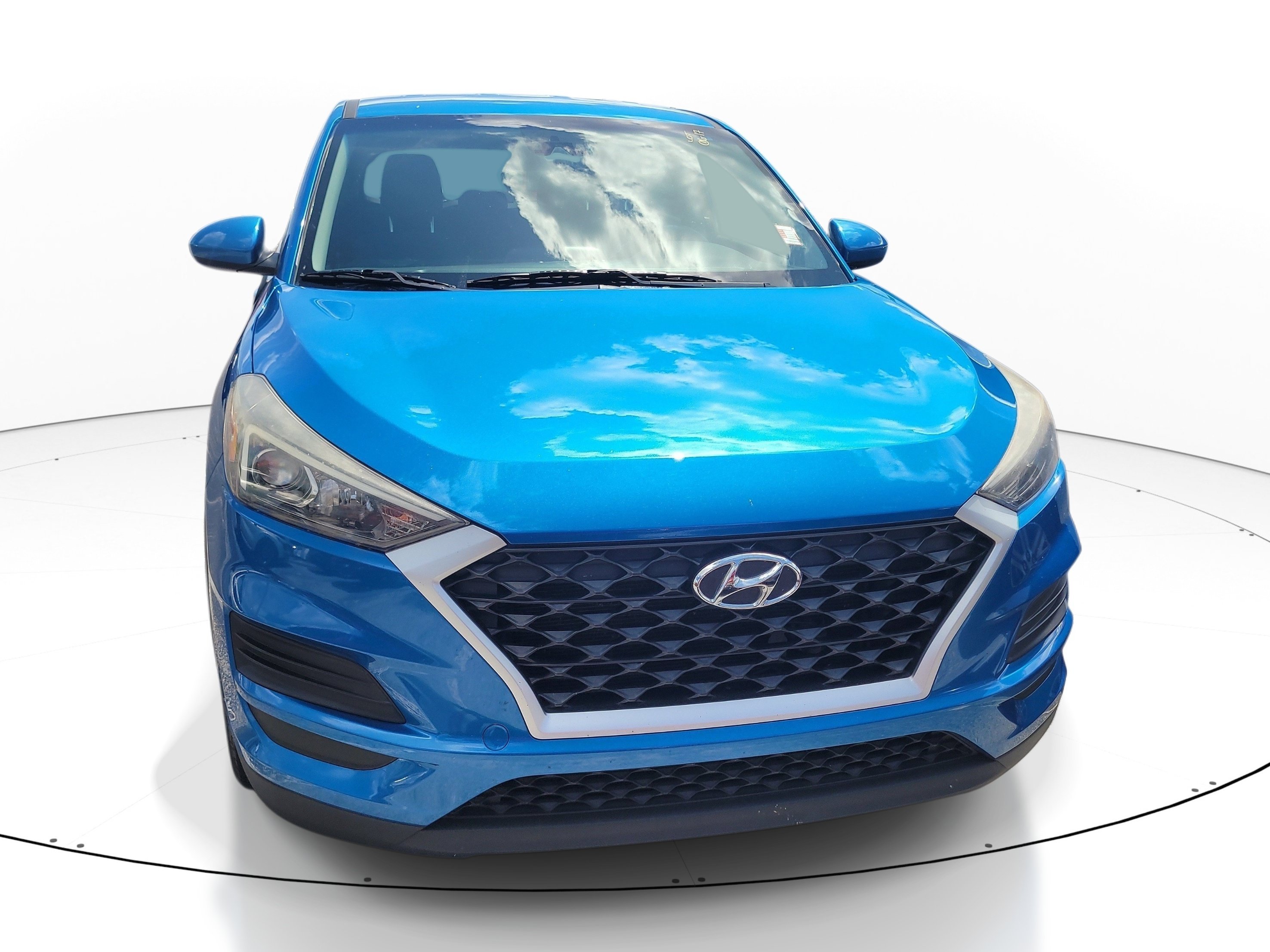 Used 2019 Aqua Blue Hyundai SE image 2
