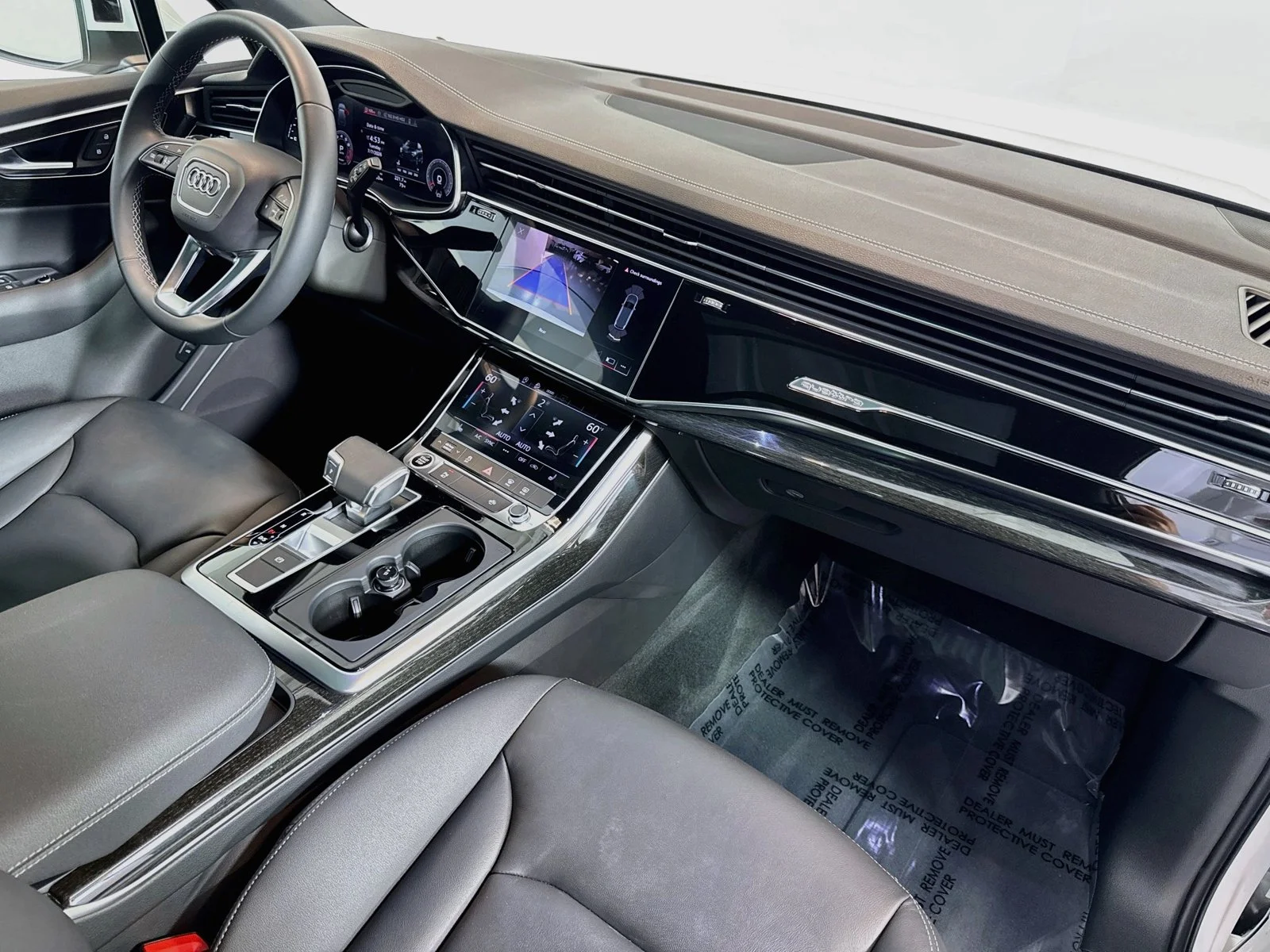 Used 2025 Carrara White Audi Premium image 27