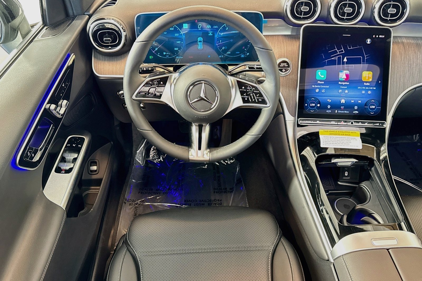 New 2026 Black Mercedes-Benz GLC 300 image 20