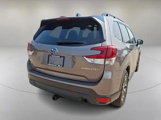 Used 2024 Brown Subaru Premium image 10