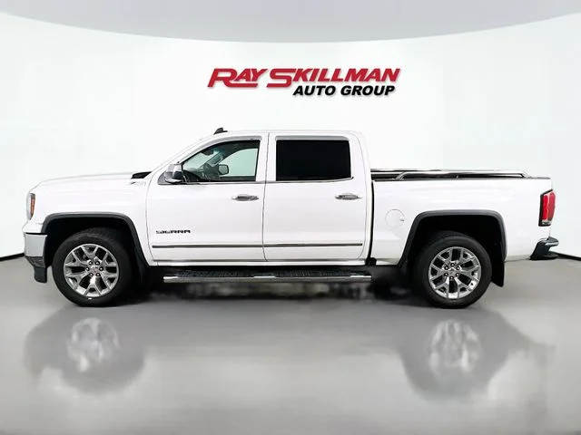 Used 2018 White GMC SLT image 3