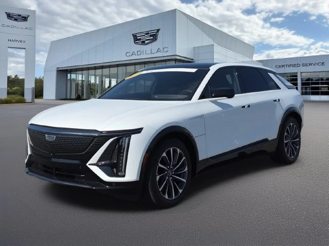 2024 Cadillac LYRIQ Sport 2