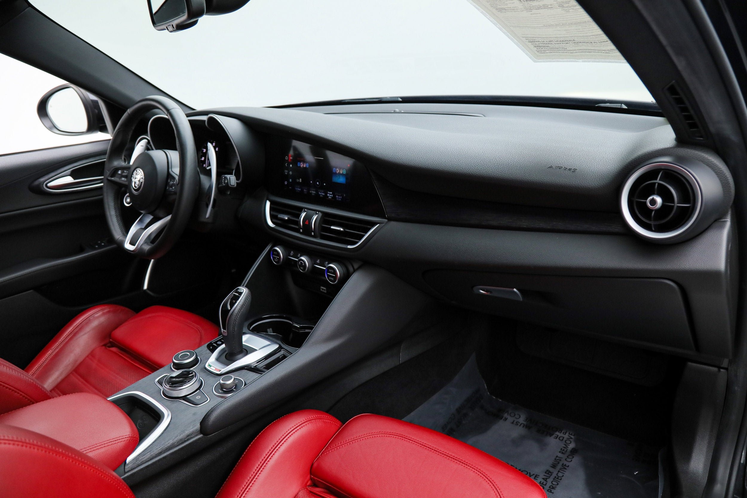 Used 2022 Black Alfa Romeo  image 13
