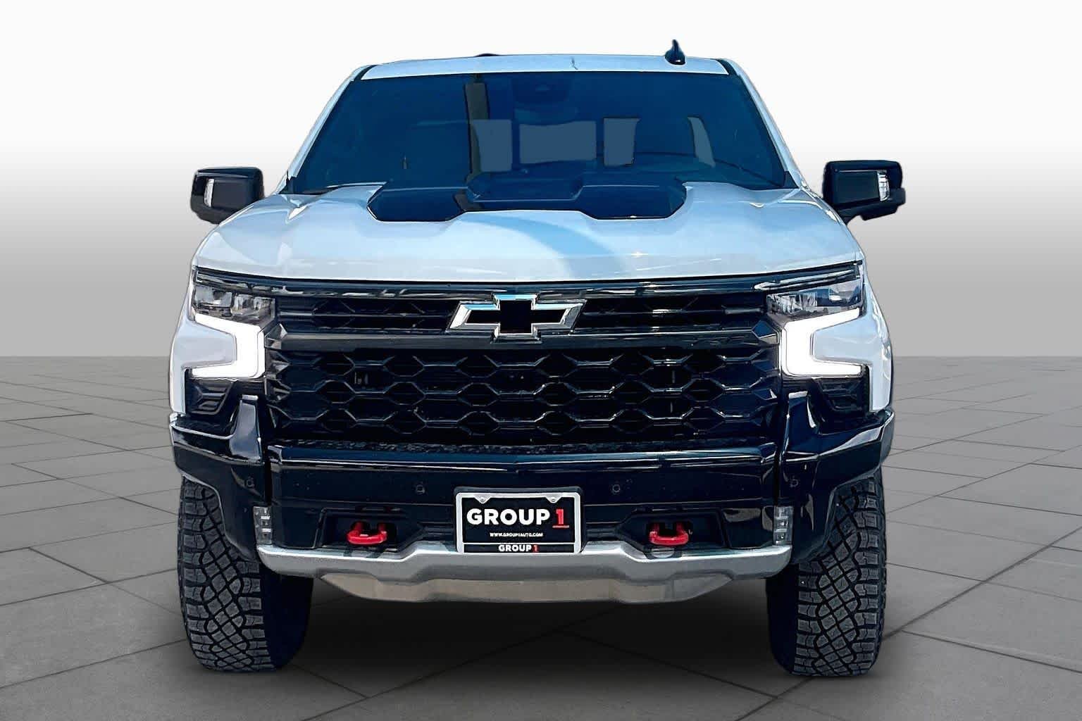 2026 Chevrolet Silverado 1500 ZR2 - Photo 3