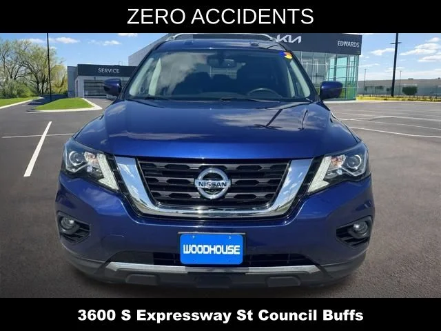 Used 2020 Blue Nissan SL image 5