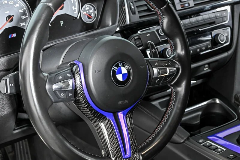 Used 2018  BMW  image 20