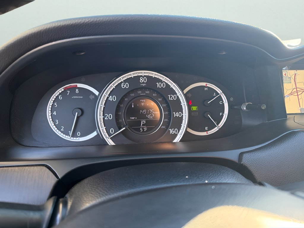 Used 2014  Honda EX-L image 18
